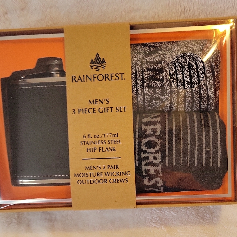 Rainforest Men's 3 Piece Gift Set with Flask and Socks